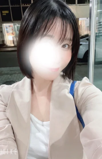 みい
