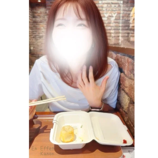 笑うと目がなくなるタイプ