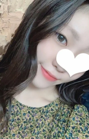 藍原ゆりな