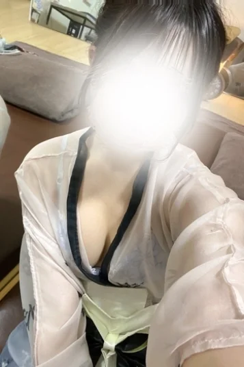 夏木（なつき） ひな