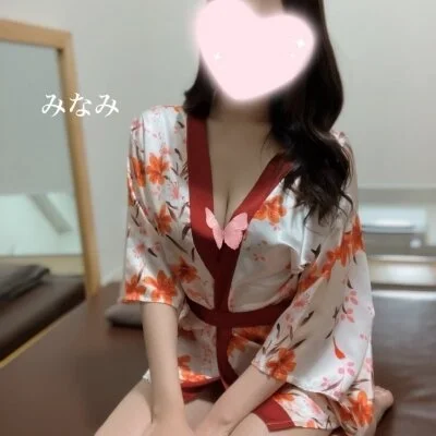 モデル級のスタイル抜群♡美しい身体に甘い吐息声♡夜桜みなみ姫