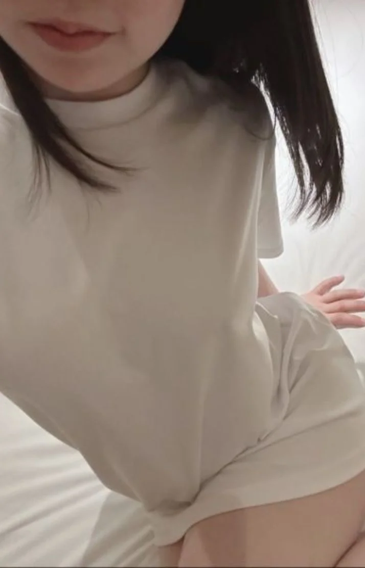 明日は19時から会えます🌙