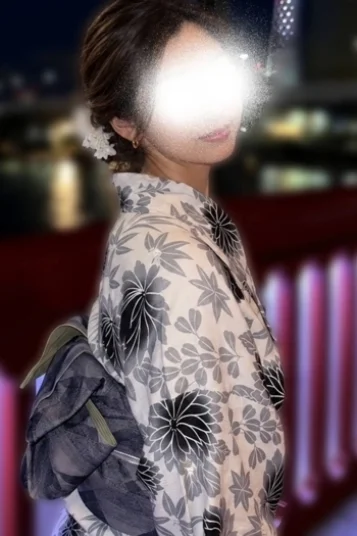 市原れな