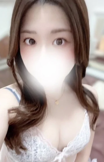 愛沢りおな