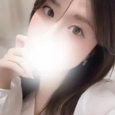 愛沢りおな>の写真