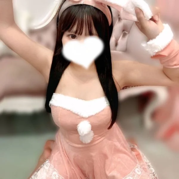13:00〜22:00まで待ってるね🌸