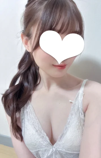 平 あみ