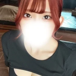 水樹ニナ