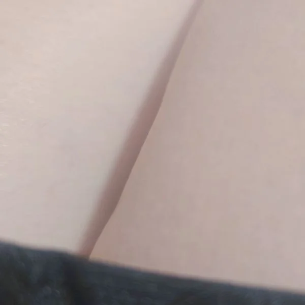 本日22時半まで出勤してます