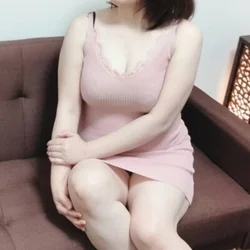 ✨緒咲りおさん✨包み込むようなもち肌な...