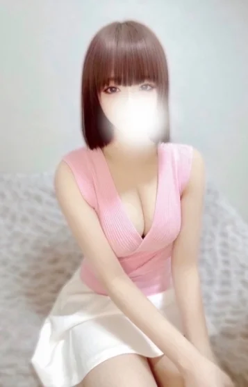 鹿目りあな