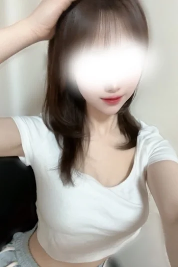 月（るな）-P