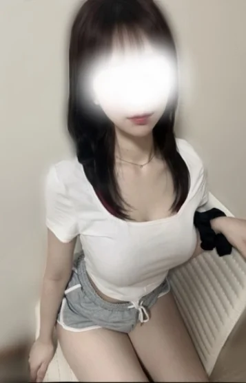 月（るな）-P