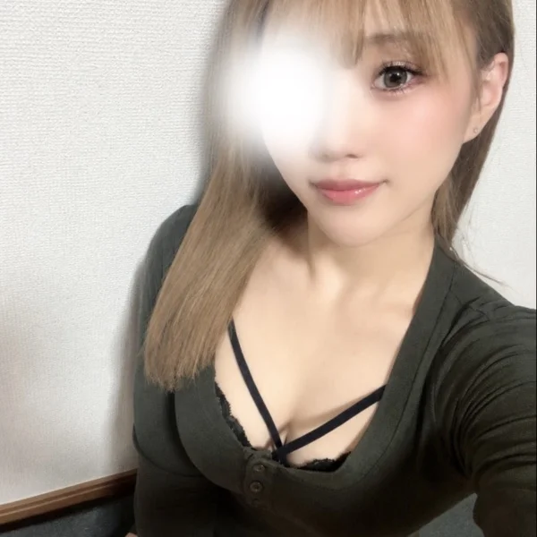本日も15時から出勤します❤️　お待ちしてます💜