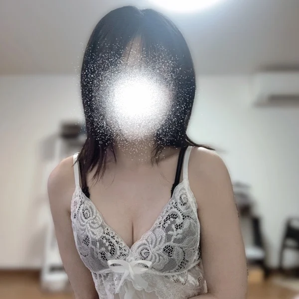 ( ՞. ̫.՞)"