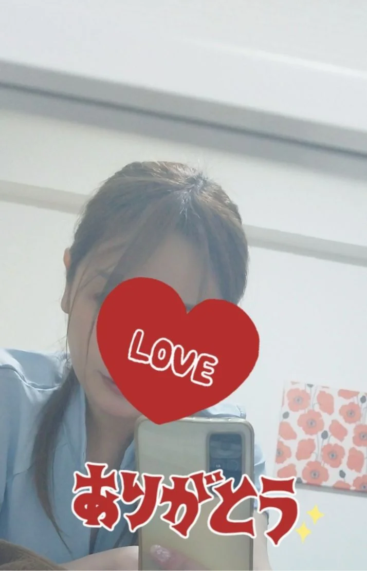 シフトアップデスデス‹‹\(´ω` )/››💕
