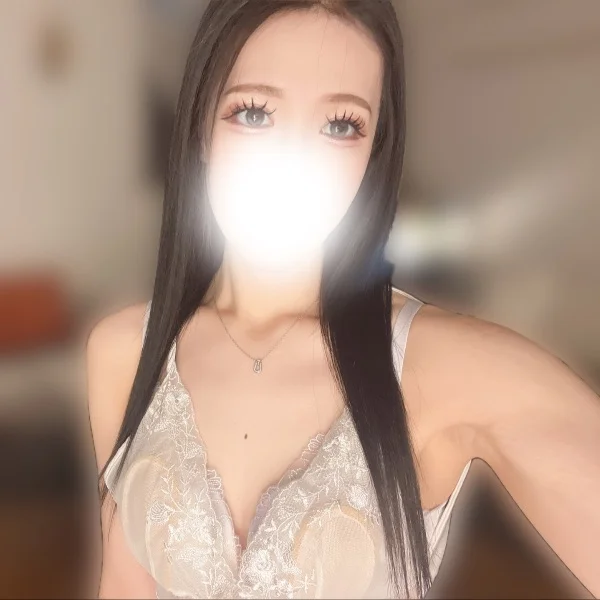 本日 12時～ラストまで出勤です🌟