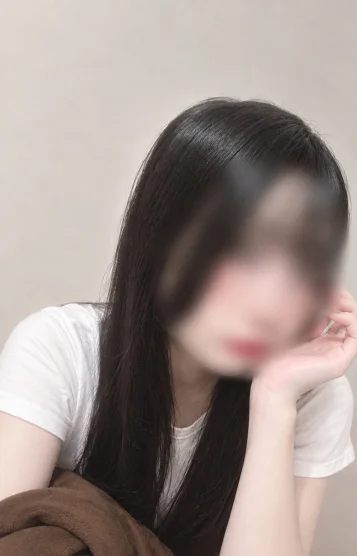近日デビュー☆りさ