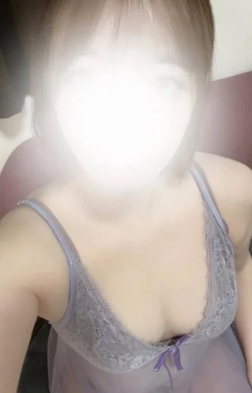 葉月　めい