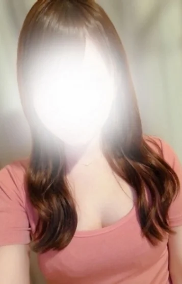 美波れな
