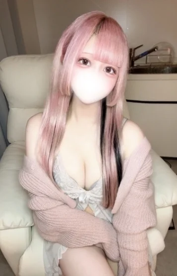 七楽ひな