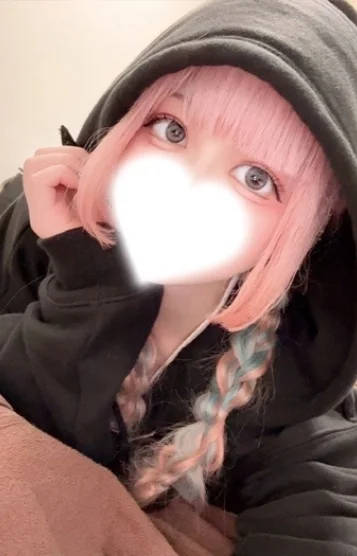 七楽ひな