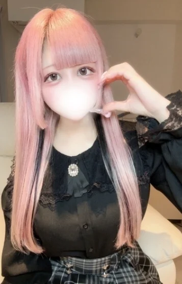 七楽ひな