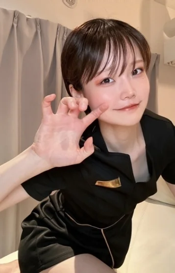 愛沢ここあ