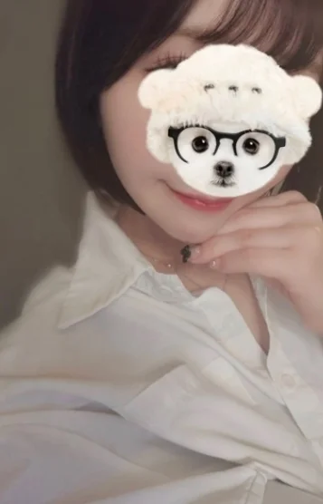 白間ゆあ