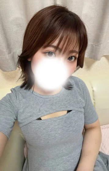 神崎 茉莉愛