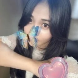 藤代まりな