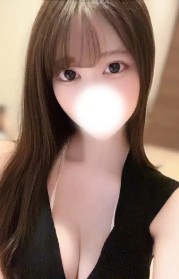 卯月えみり