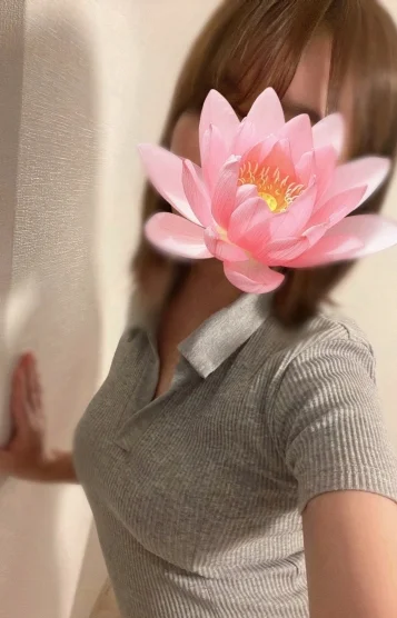 世良 奈音