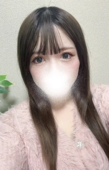 つきな