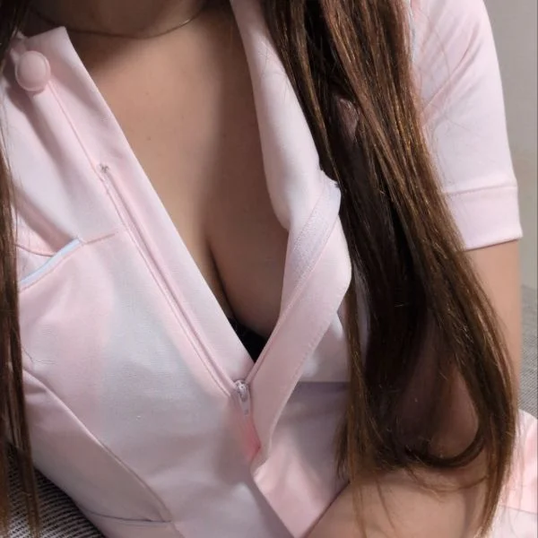 本日19時から出勤します🧡