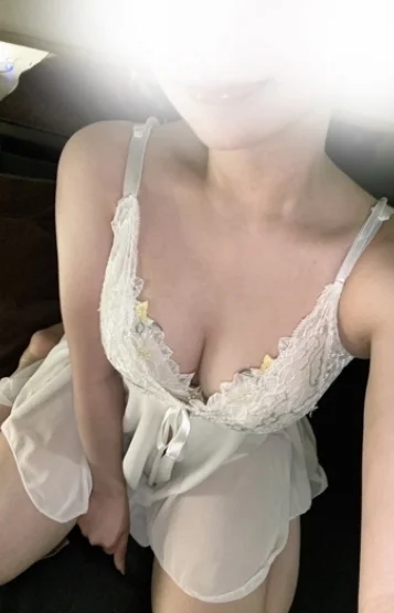 綾瀬 みなみ