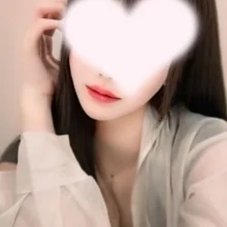 水瀬 かれん