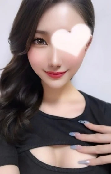 星奈 しおん