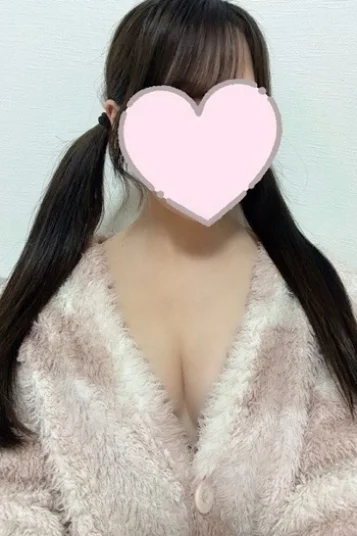 白石ひな