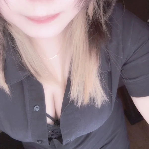 本日12:30-19:30出勤♪