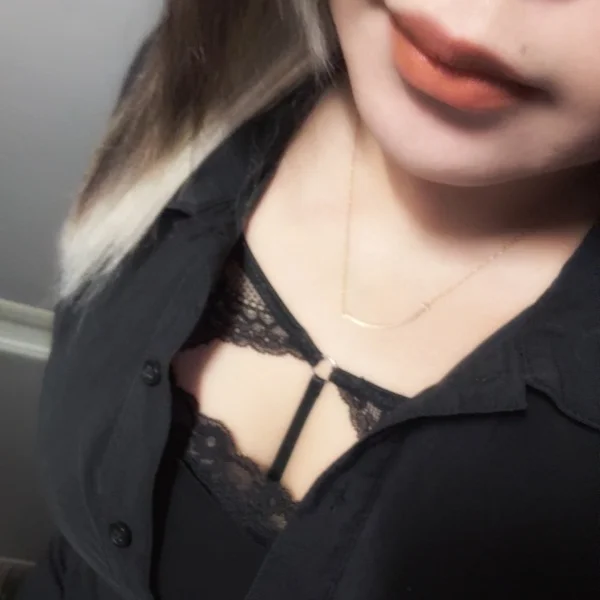 本日14:00-20:00出勤♪