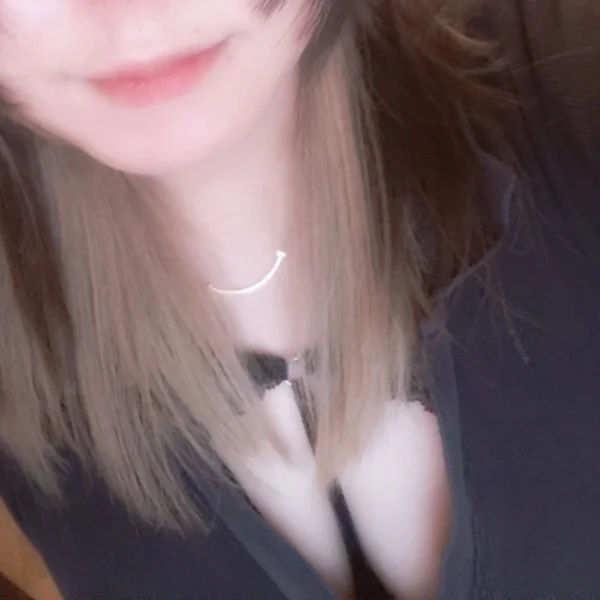 本日15:00-21;00出勤♪