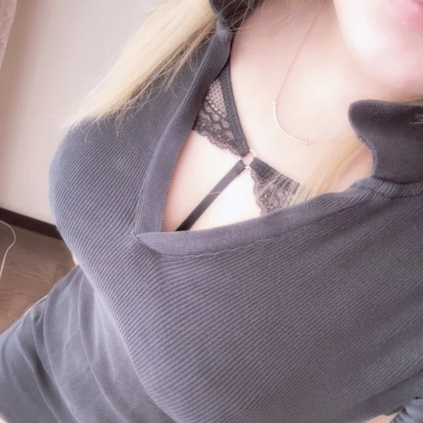 本日12:30-19:30出勤♪