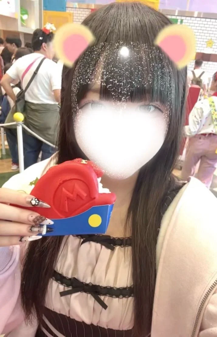 イブです🌟
