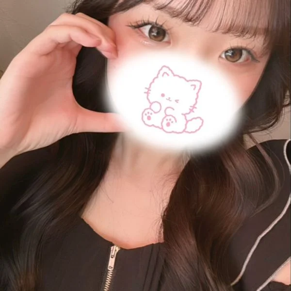 今日は14:00〜21:30まで出勤してます🎀