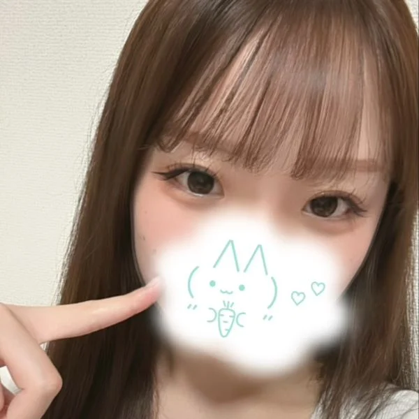 今日は23:00〜5:00まで出勤してます🎀