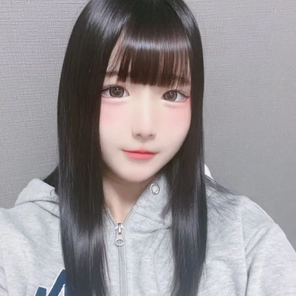 こんばんは！ユベルです👾↝