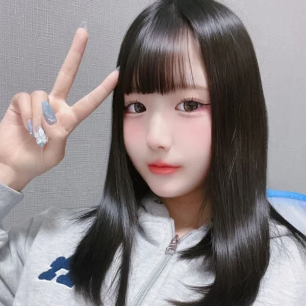 こんにちは！ユベルです👾↝