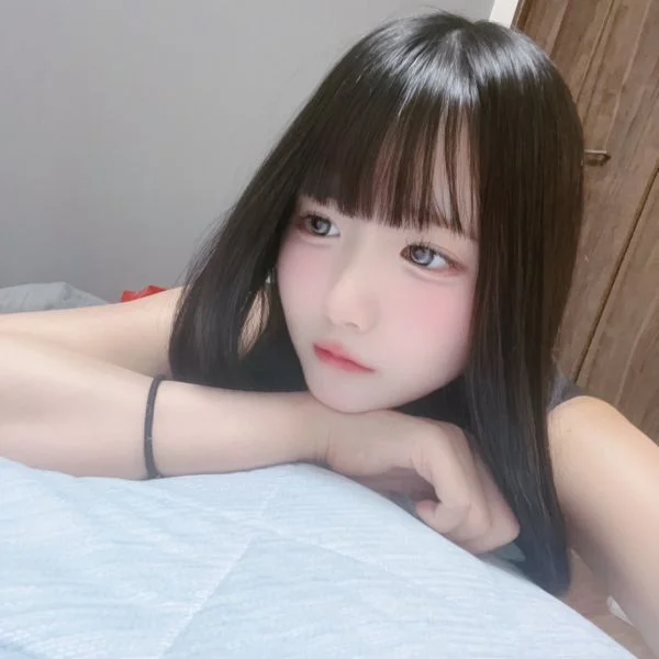 今日は18:00~1:00まで出勤してるよ〜！
