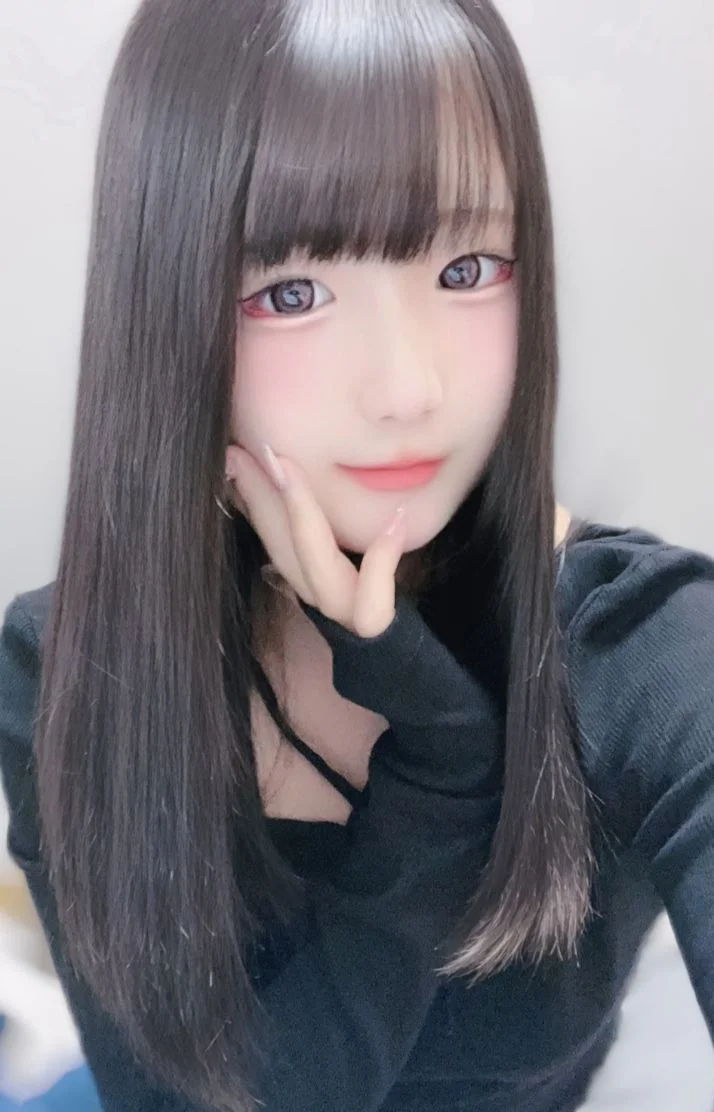 こんばんわ⸜( * ॑˘ ॑* )⸝ ユベルです〜！👾↝